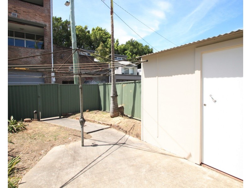 12 Roberts Street, Camperdown NSW 2050