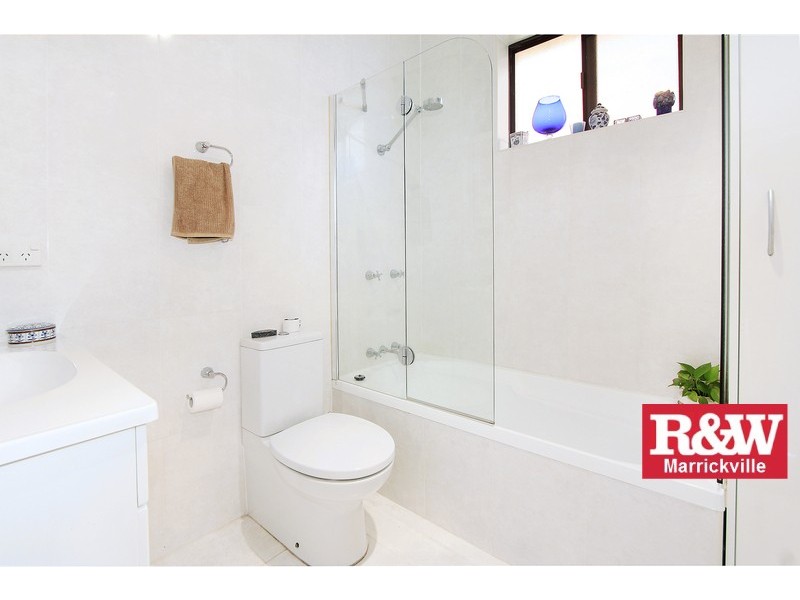 2/48 Garnet Street, Hurlstone Park NSW 2193