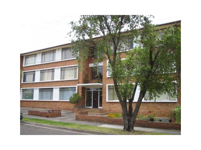 9/13 Ward Avenue, Canterbury NSW 2193