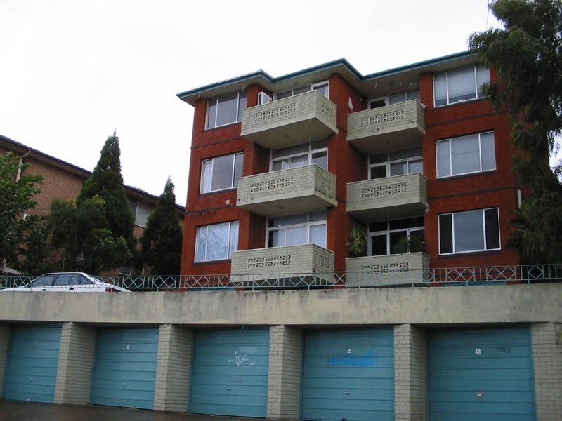 9/11 Arthur Street, Marrickville NSW 2204