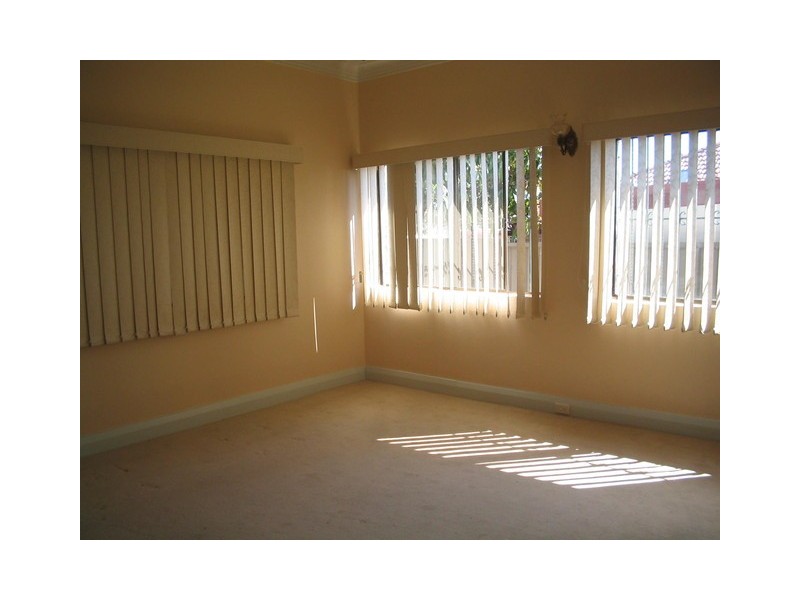 8 Clargo Street, Dulwich Hill NSW 2203