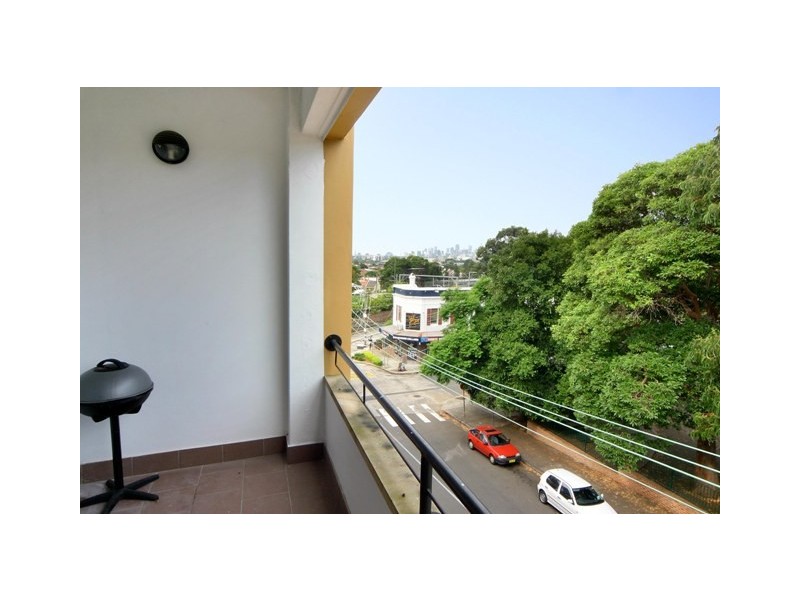 13/2 Holt Street, Stanmore NSW 2048