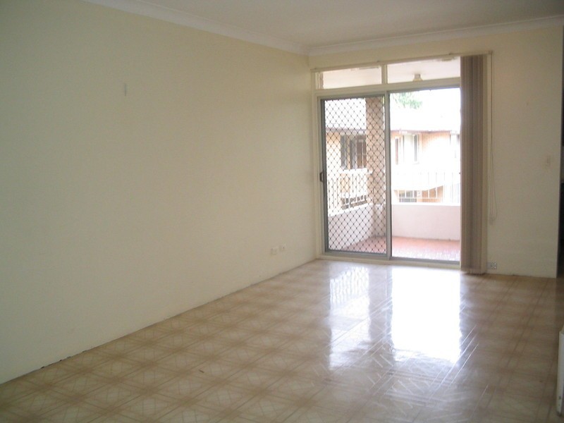 11/58 Floss Street, Hurlstone Park NSW 2193