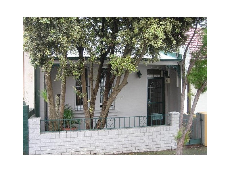 18 Eton Street, Camperdown NSW 2050