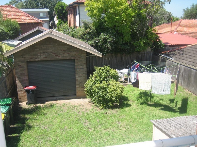 2/86 Canterbury Road, Hurlstone Park NSW 2193