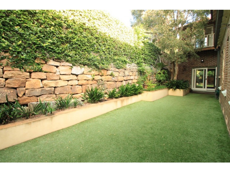 2 Railway Street, Hurlstone Park NSW 2193