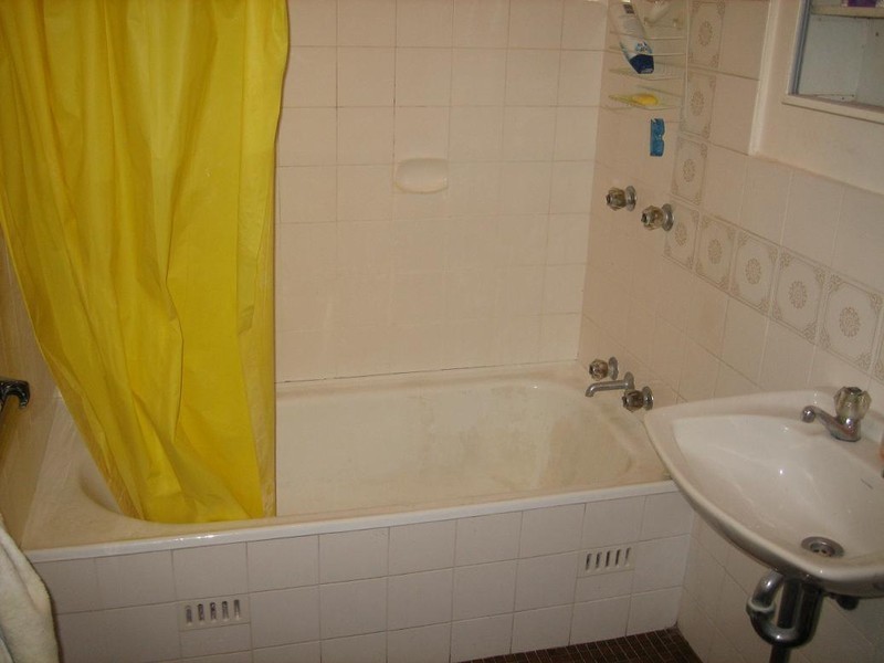 9/23  Jeffrey Street, Canterbury NSW 2193