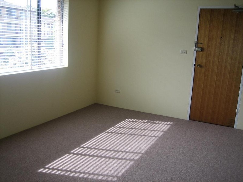 9/23  Jeffrey Street, Canterbury NSW 2193