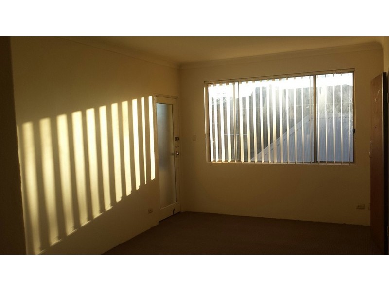 4/64 Northumberland Road, Auburn NSW 2144