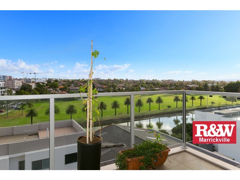 40/8 Charles Street, Canterbury NSW 2193