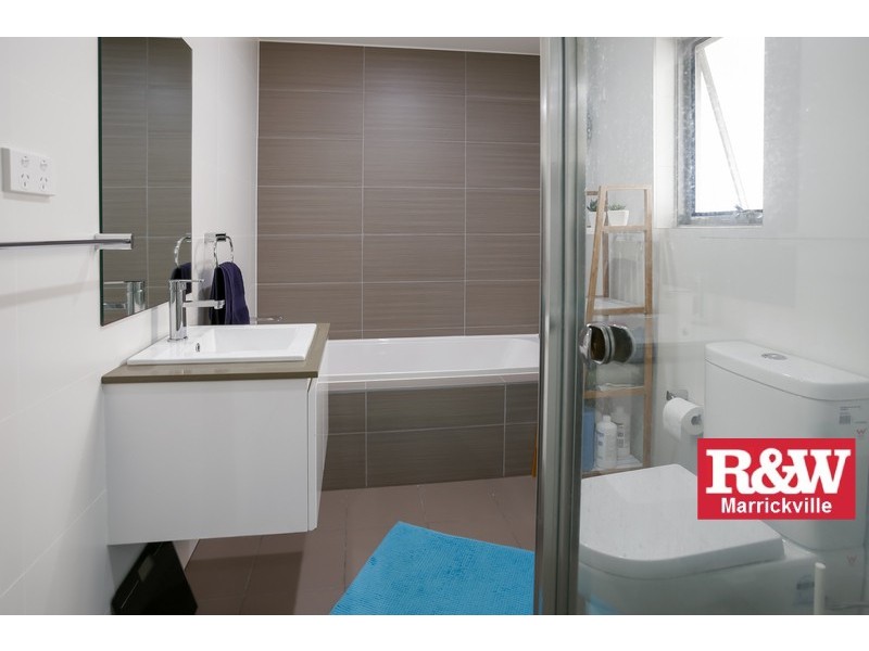 40/8 Charles Street, Canterbury NSW 2193