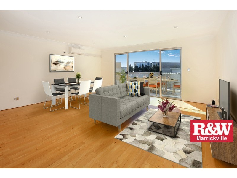 13/2 Schwebel Street, Marrickville NSW 2204
