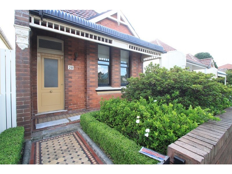 28  Charlecot Street, Dulwich Hill NSW 2203