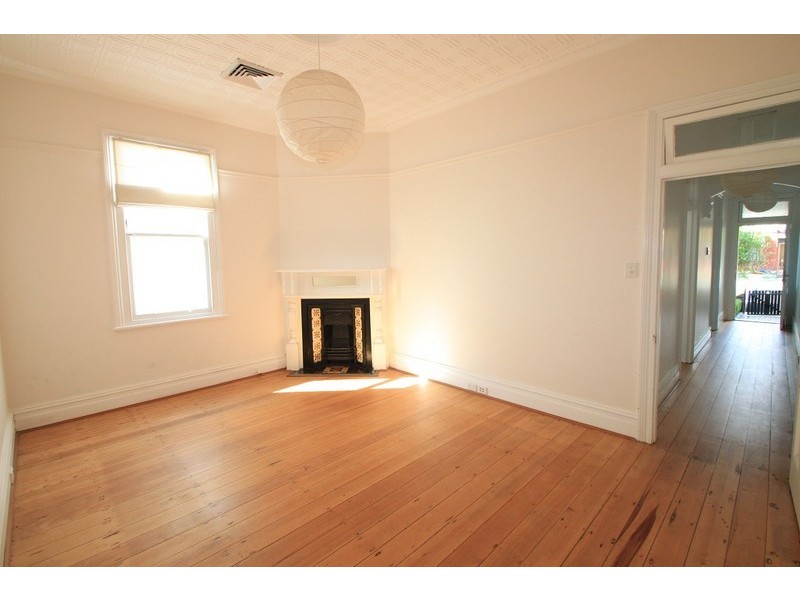 28  Charlecot Street, Dulwich Hill NSW 2203