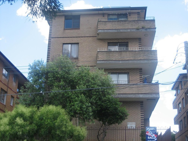 3/24  Glen Street, Marrickville NSW 2204