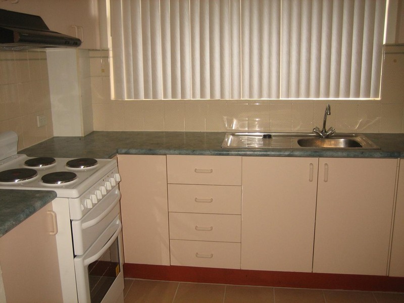 24/98  Petersham Road, Marrickville NSW 2204