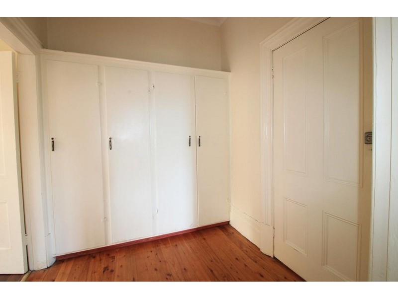 2/14  Warren Road, Marrickville NSW 2204