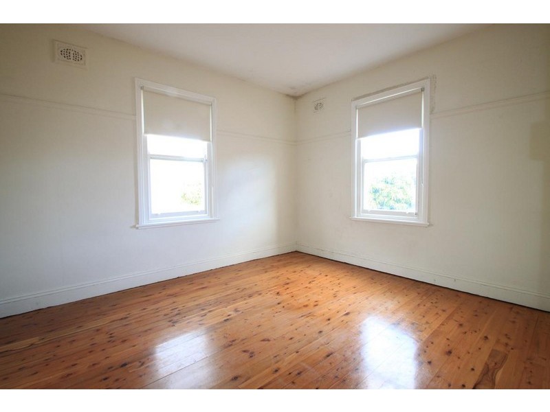 2/14  Warren Road, Marrickville NSW 2204