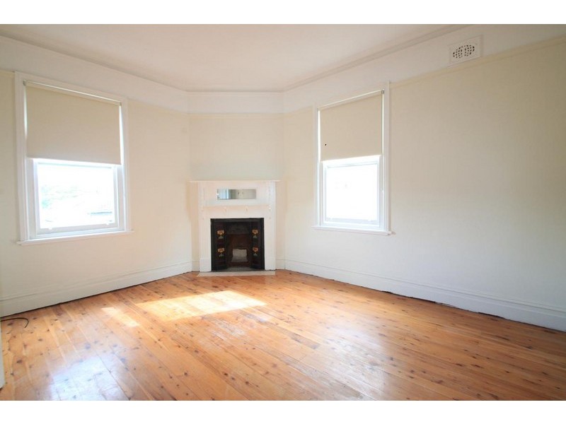 2/14  Warren Road, Marrickville NSW 2204