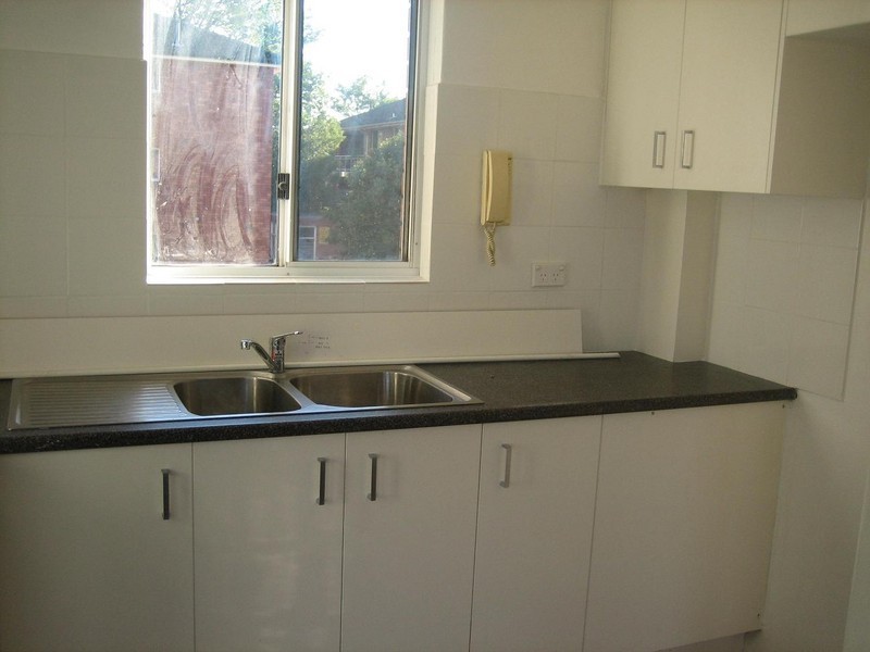 9/36 Beamish Street, Campsie NSW 2194