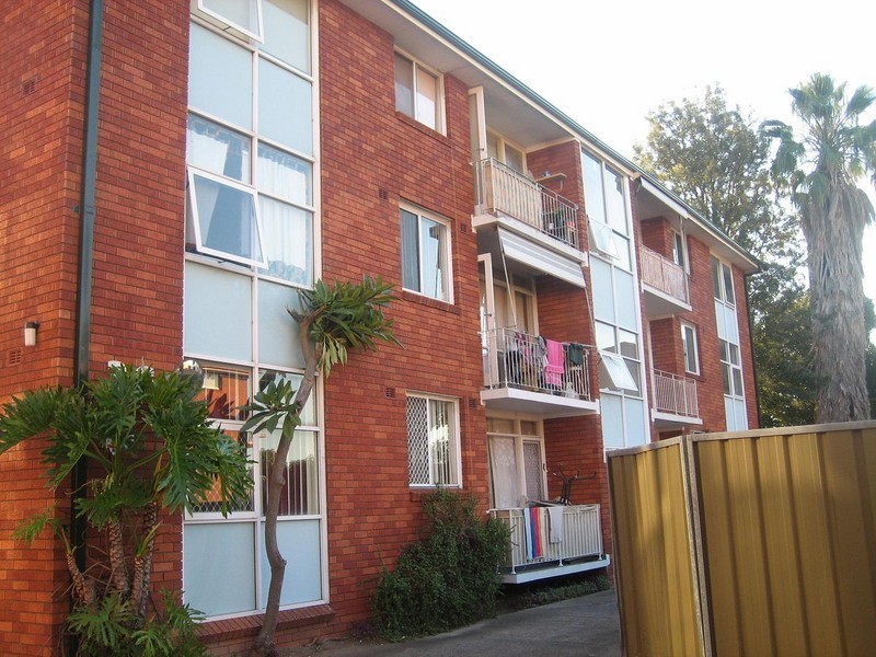 9/36 Beamish Street, Campsie NSW 2194