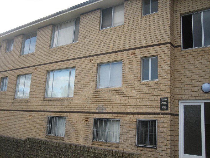 1/3 Moyes Street, Marrickville NSW 2204