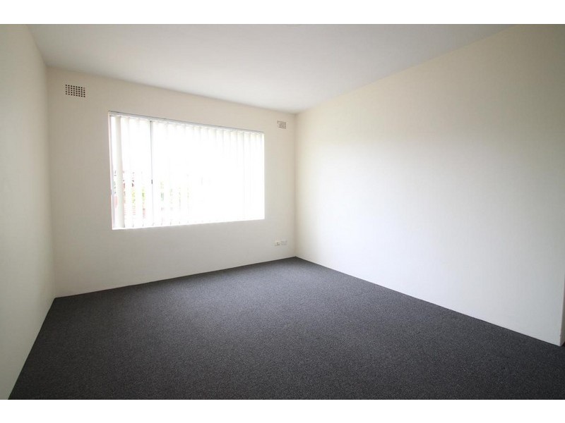 1/3 Moyes Street, Marrickville NSW 2204