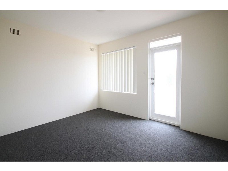 1/3 Moyes Street, Marrickville NSW 2204