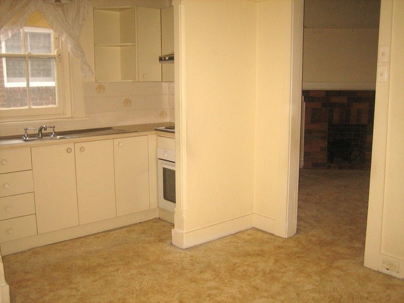 11 Robert Street, Canterbury NSW 2193