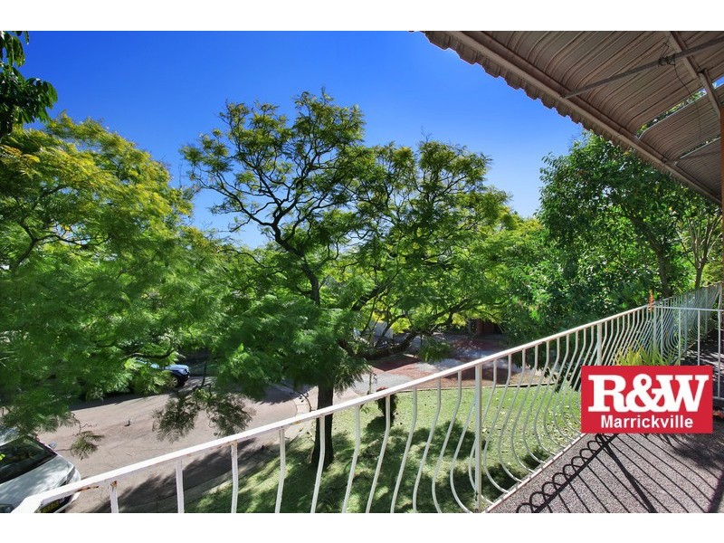 8/6 Kresser Grove, Canterbury NSW 2193