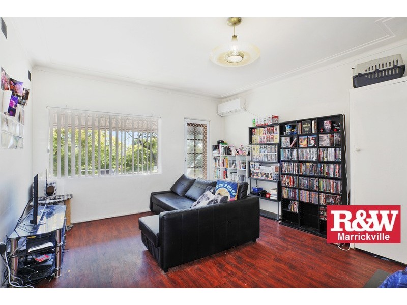 8/6 Kresser Grove, Canterbury NSW 2193