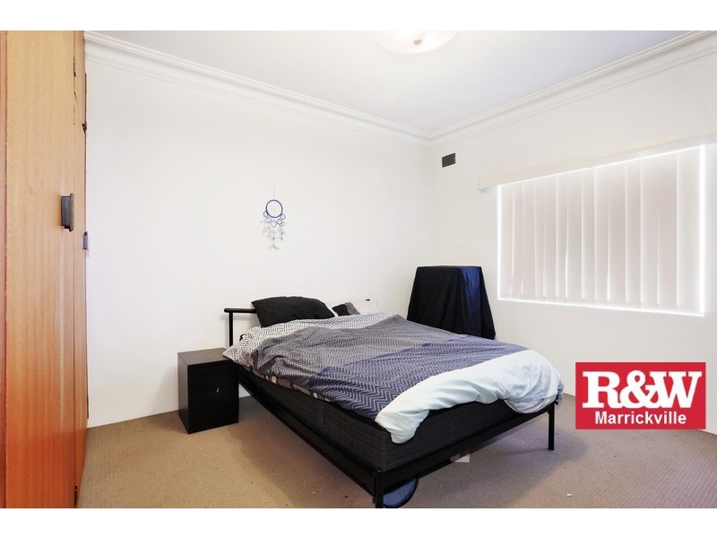 8/6 Kresser Grove, Canterbury NSW 2193