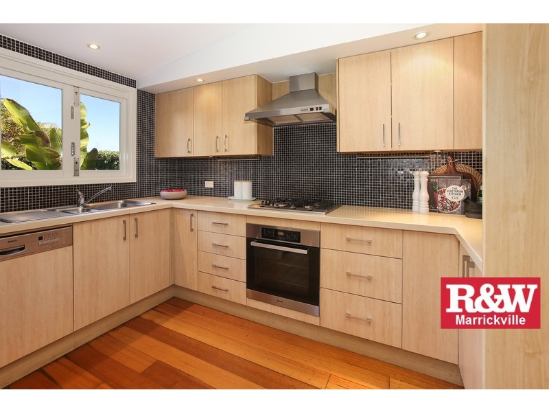 8 Railway Street, Hurlstone Park NSW 2193