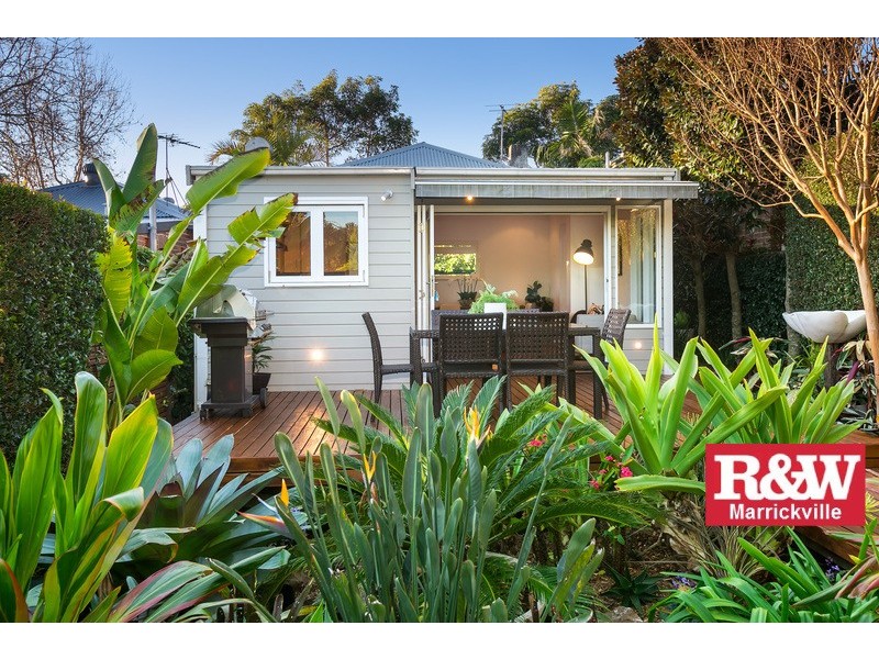 8 Railway Street, Hurlstone Park NSW 2193