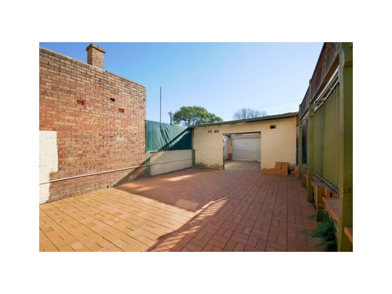 5 Crinan Street, Hurlstone Park NSW 2193