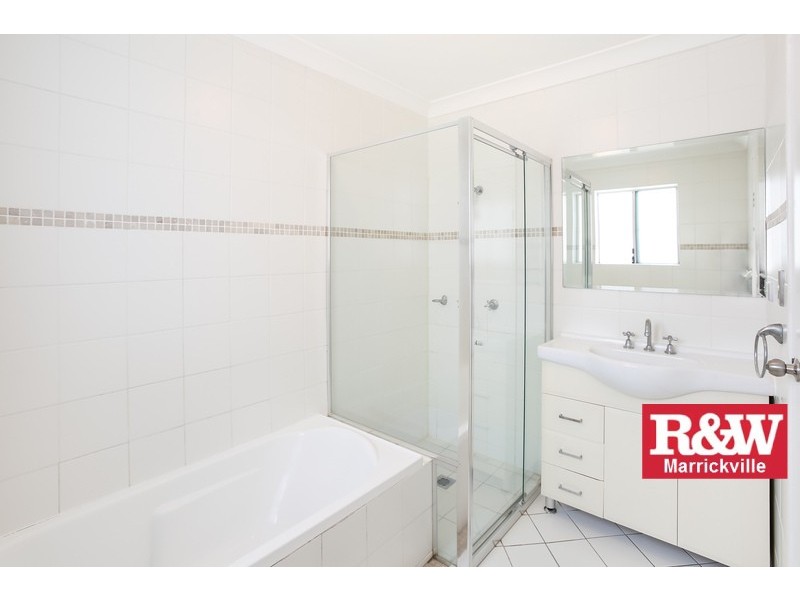 13/2 Schwebel Street, Marrickville NSW 2204
