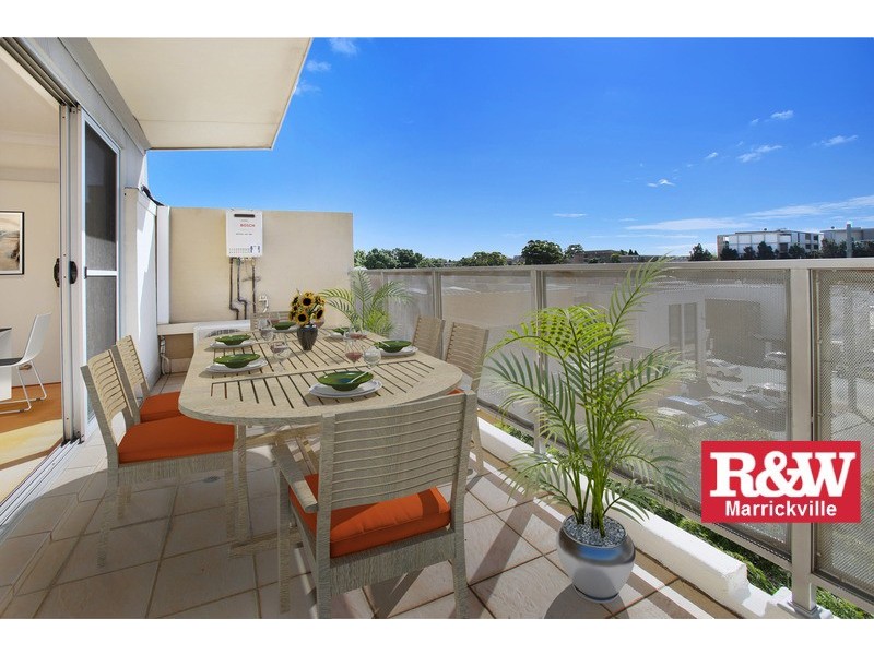 13/2 Schwebel Street, Marrickville NSW 2204