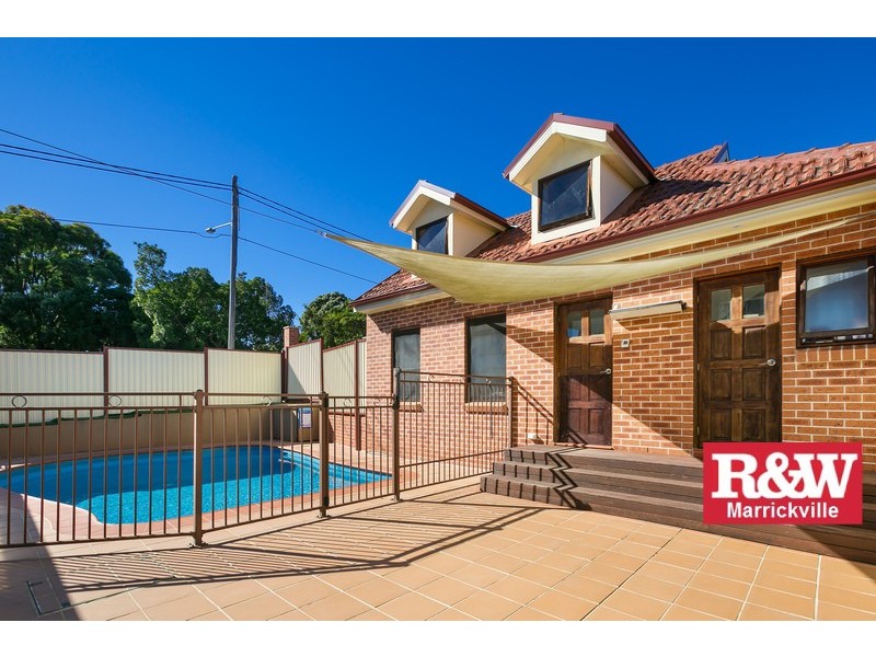 2 Earlwood Crescent, Bardwell Park NSW 2207