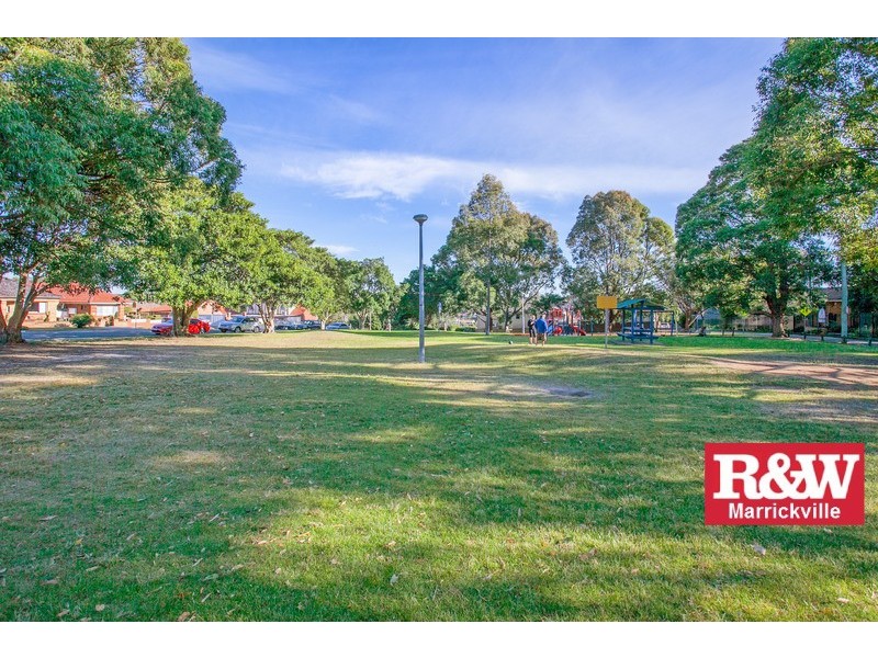 2 Earlwood Crescent, Bardwell Park NSW 2207