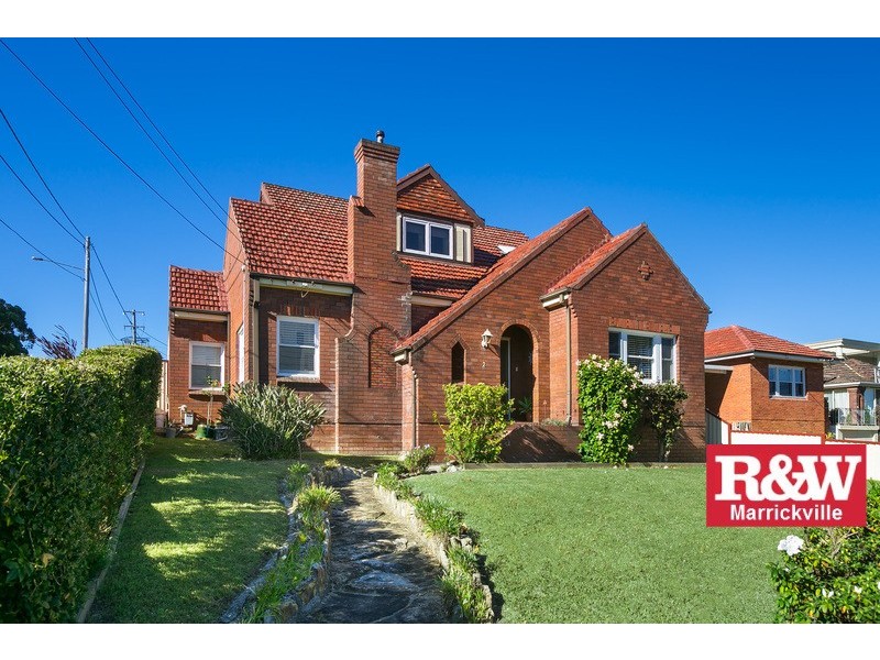 2 Earlwood Crescent, Bardwell Park NSW 2207