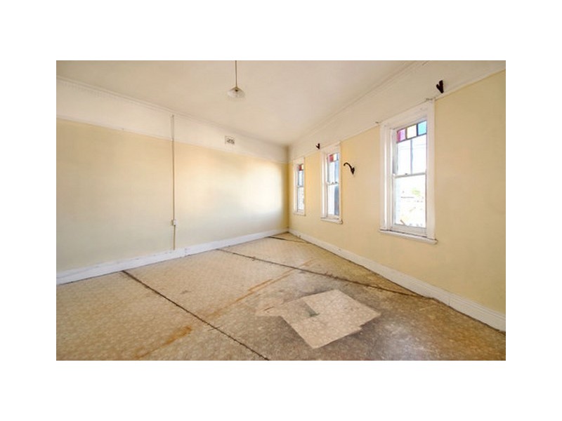 5 Crinan Street, Hurlstone Park NSW 2193