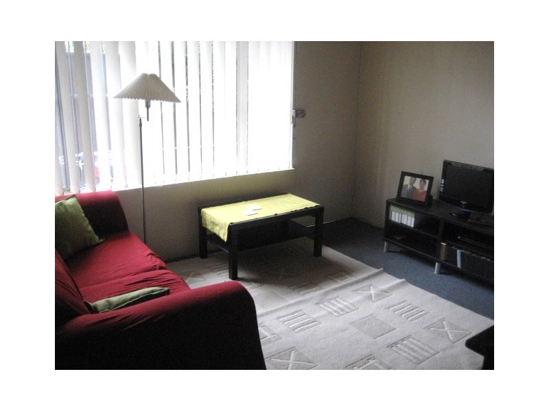 2/11 Fernhill Street, Hurlstone Park NSW 2193