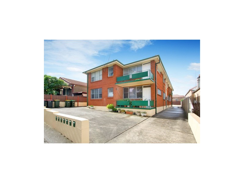 2/11 Fernhill Street, Hurlstone Park NSW 2193