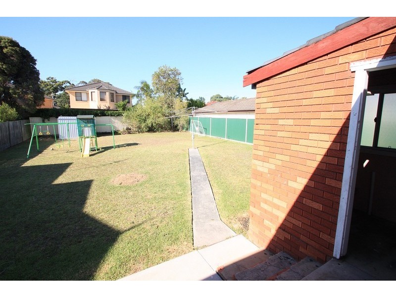 10 Glover Street, Greenacre NSW 2190