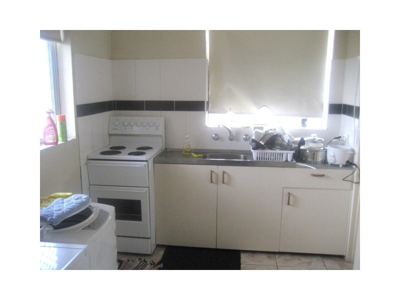 2/18-20 Schwebel Street, Marrickville NSW 2204