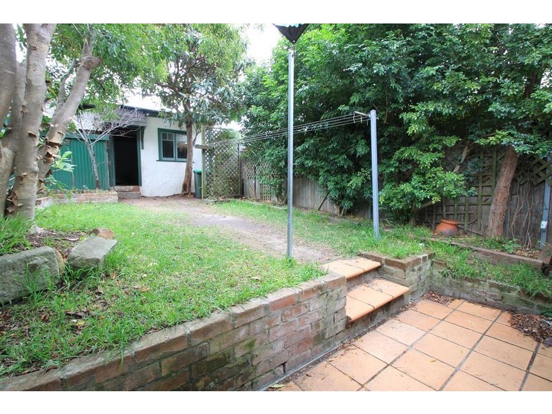 27 Excelsior Parade, Marrickville NSW 2204