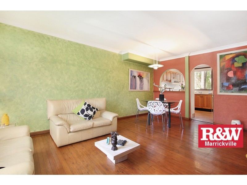 2/74 Floss Street, Hurlstone Park NSW 2193