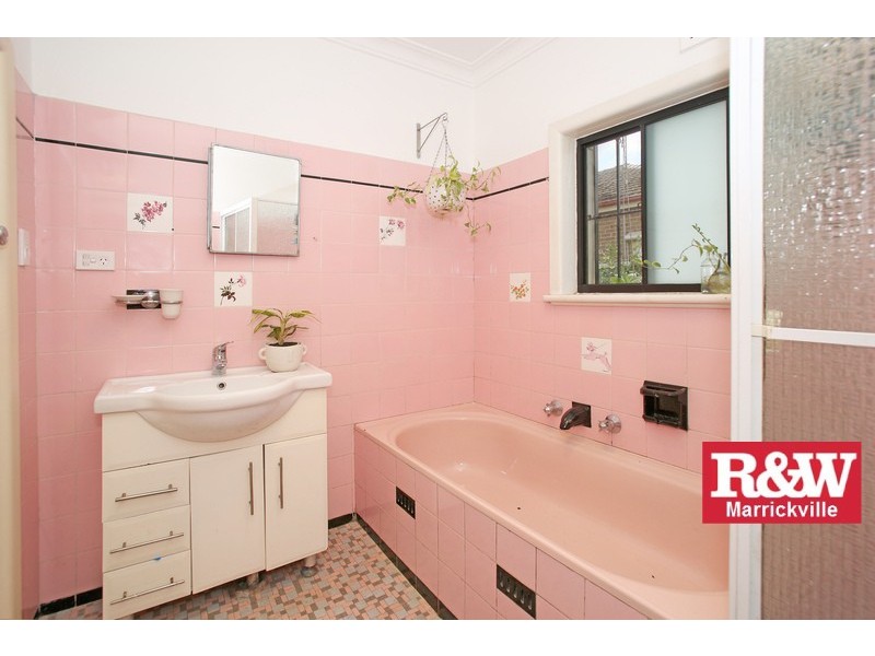 20 Bellombi street, Campsie NSW 2194