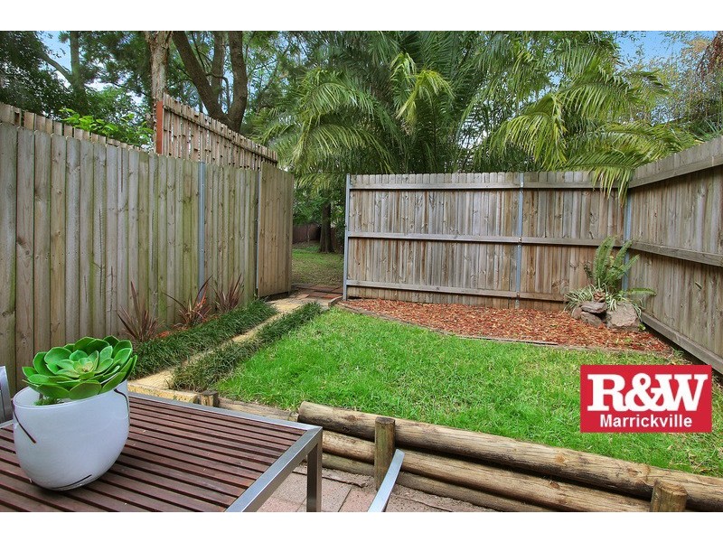 32/74 Floss Street, Hurlstone Park NSW 2193