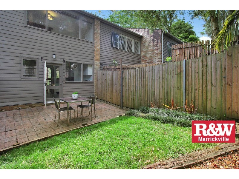 32/74 Floss Street, Hurlstone Park NSW 2193